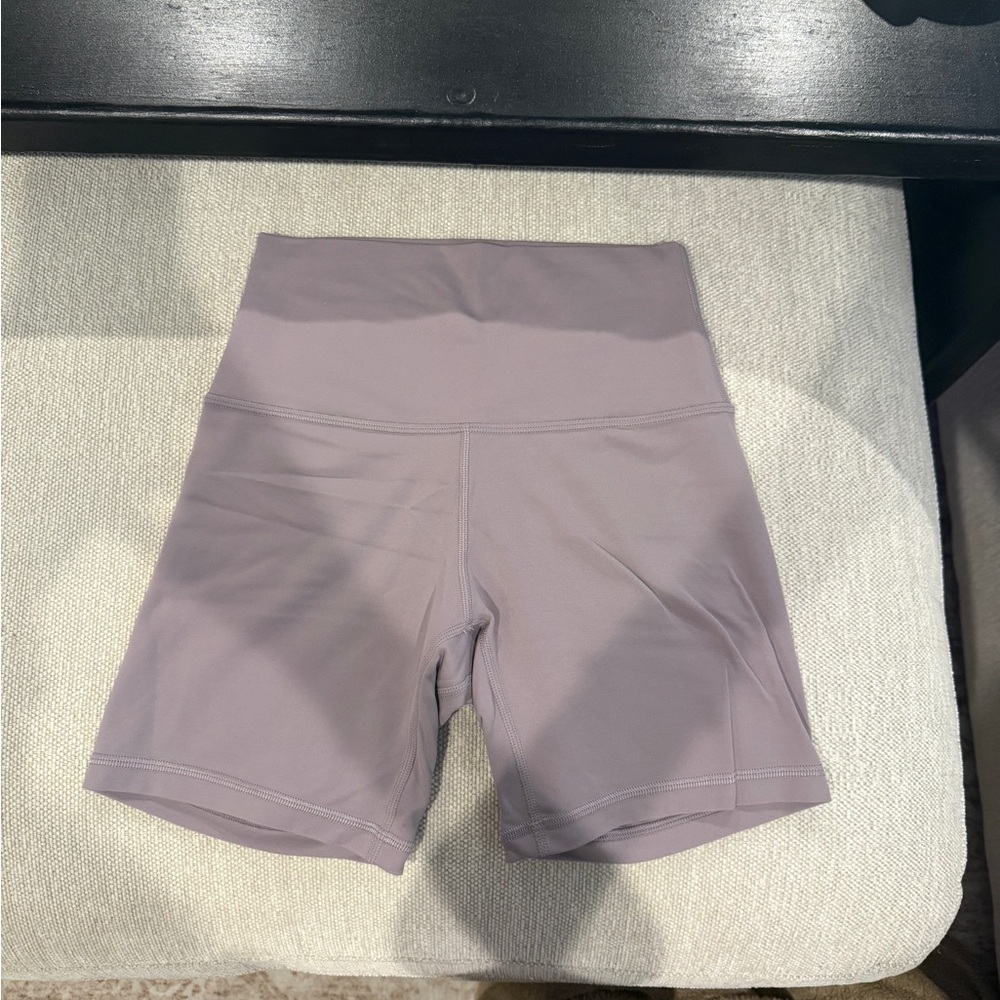 lululemon athletica Women's High-Rise Align Shorts - 6 inch